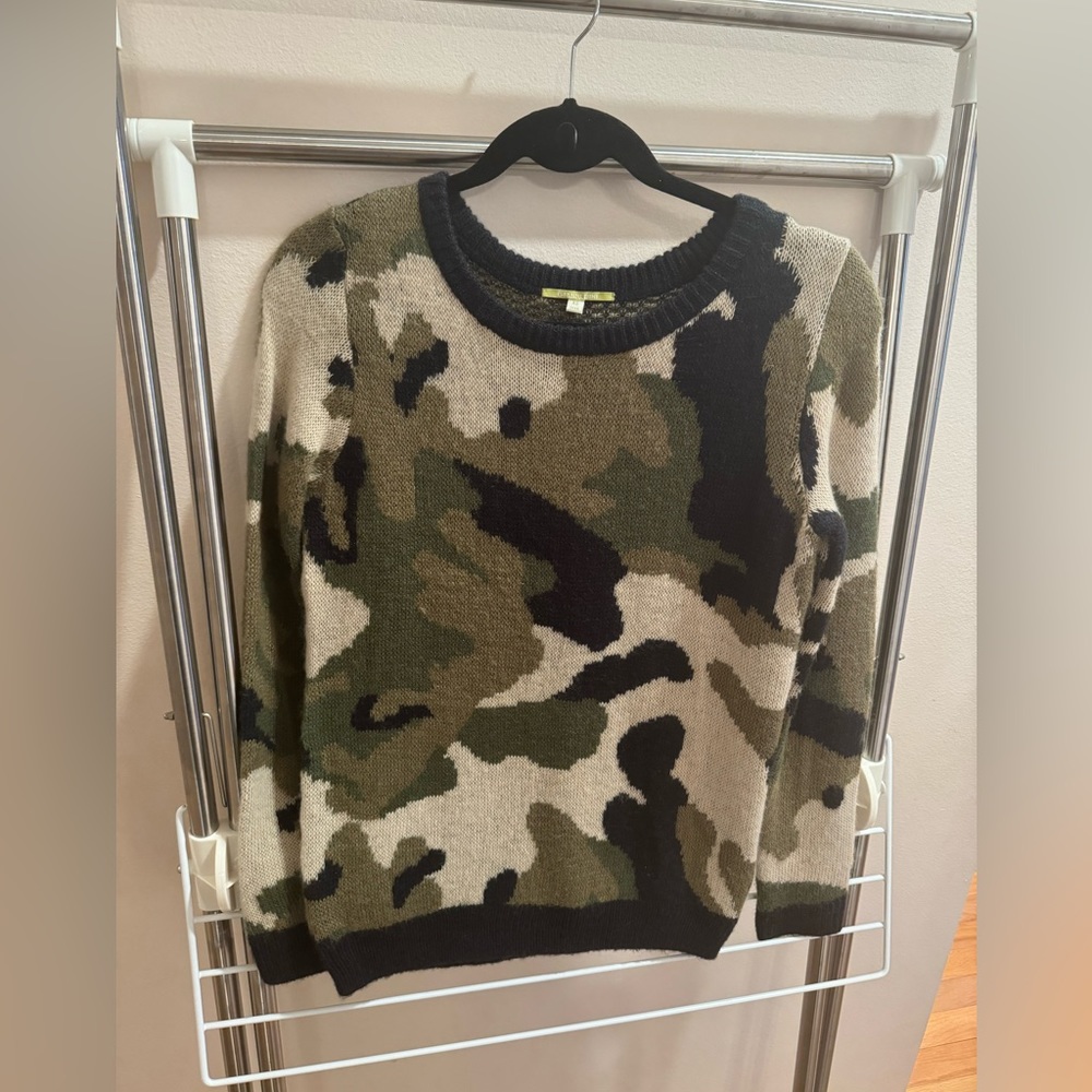 Gianni Bini Camo Sweater